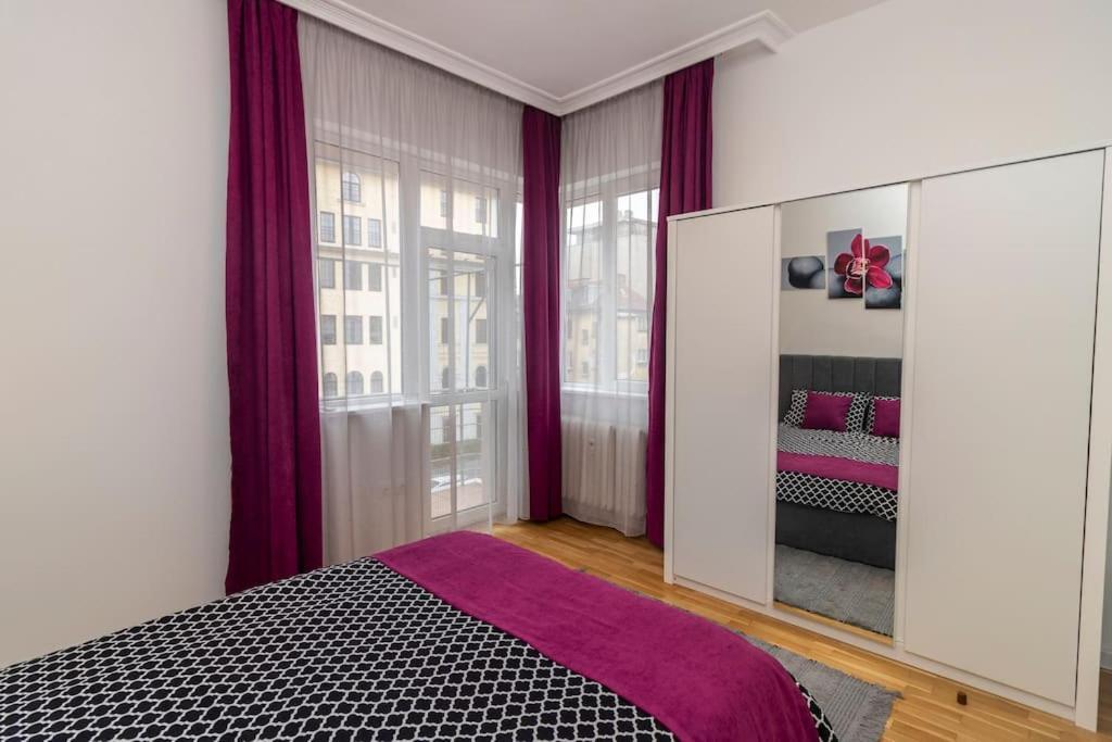 Spacious Aristocratic Apt. With A Colourful View Sofia Zewnętrze zdjęcie